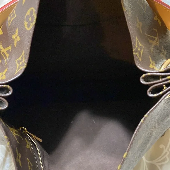 Like New Louis Vuitton Métis Hobo Reverse Monogram Canvas authentic - Picture 11 of 16